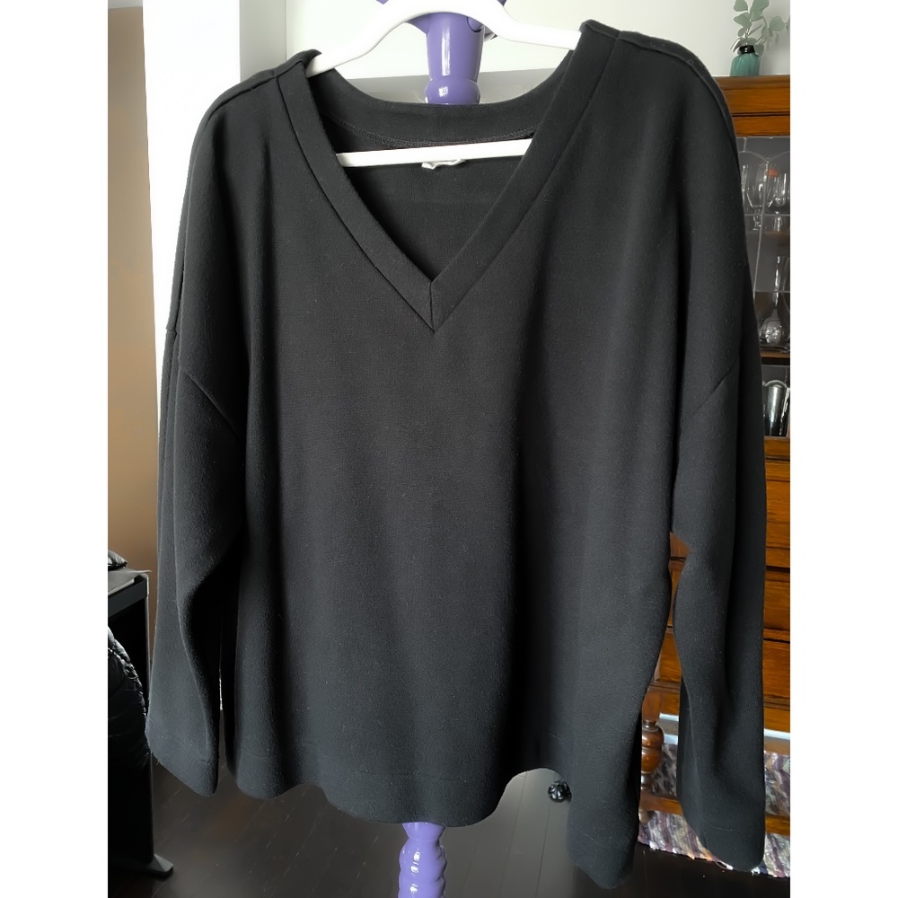 Encircled oversized v-neck sweater, black, size XXL